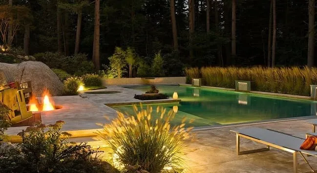 Водоем и освещение в ландшафтном дизайне