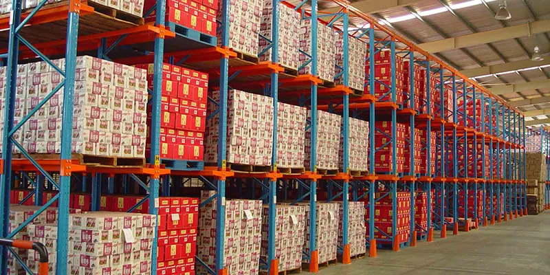 Фронтальные стеллажи для склада.png