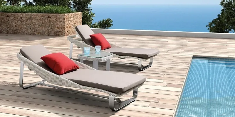 Лаунж-мебель для бассейна.jpg