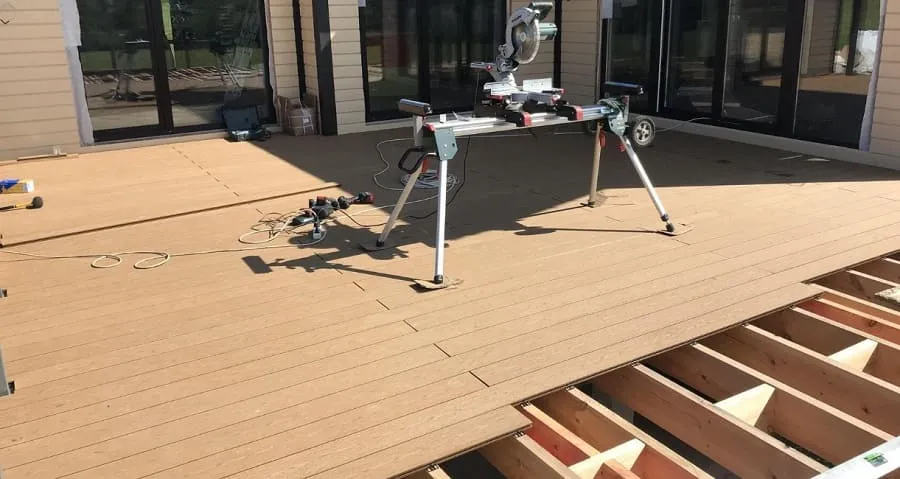 Монтаж террасной доски