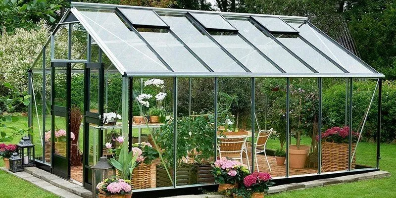 Теплица из стекла