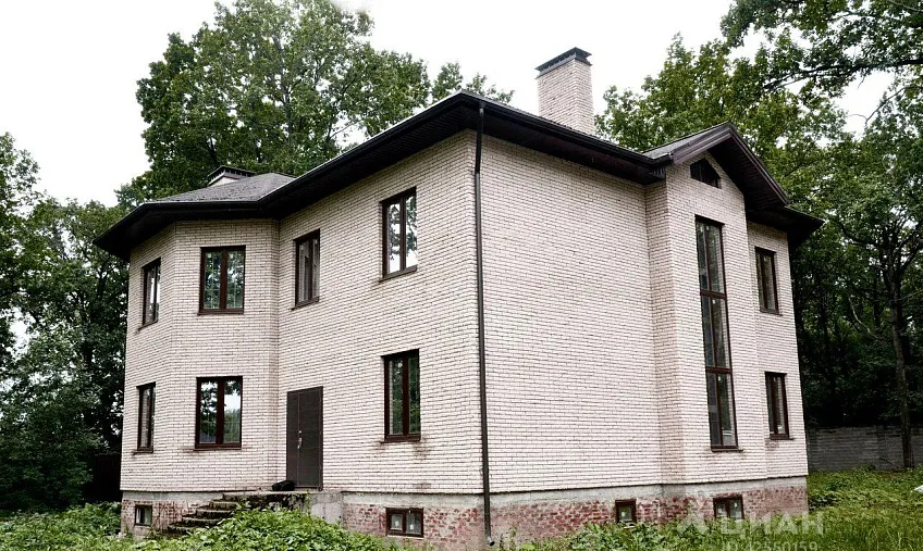 Дом, 508 кв.м на участке 17.3 сот