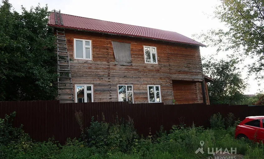 Дом, 260 кв.м на участке 5 сот