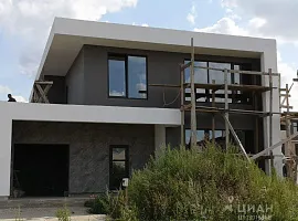 Дом, 280 кв.м на участке 10 сот