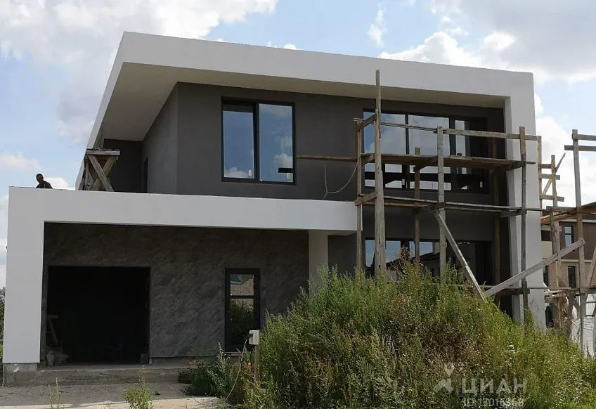 Дом, 280 кв.м на участке 10 сот