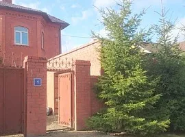 Дом, 280 кв.м на участке 9.8 сот