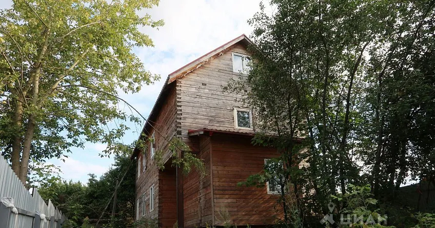 Дом, 260 кв.м на участке 5 сот