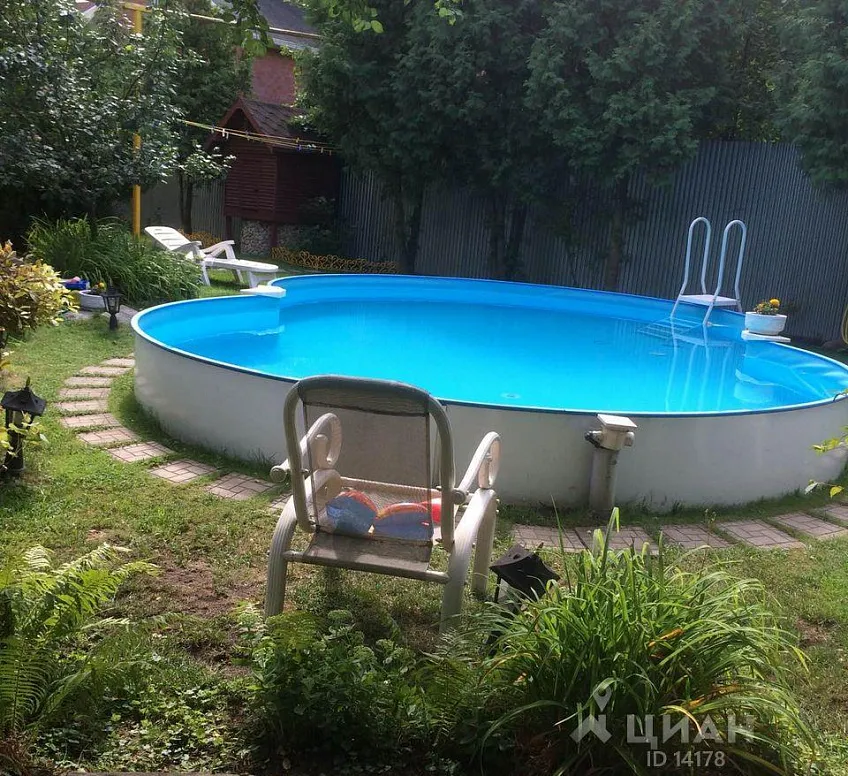 Дом, 485 кв.м на участке 10 сот