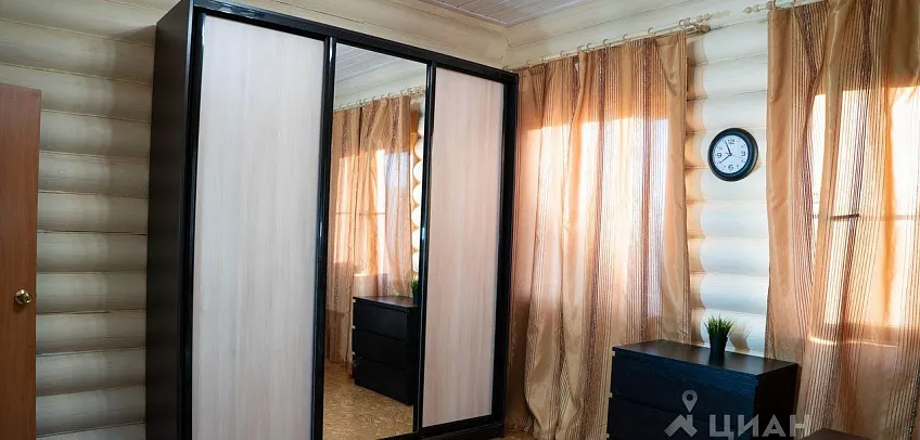 Дом, 237 кв.м на участке 10.7 сот