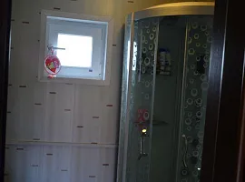 Дом, 100 кв.м на участке 18 сот