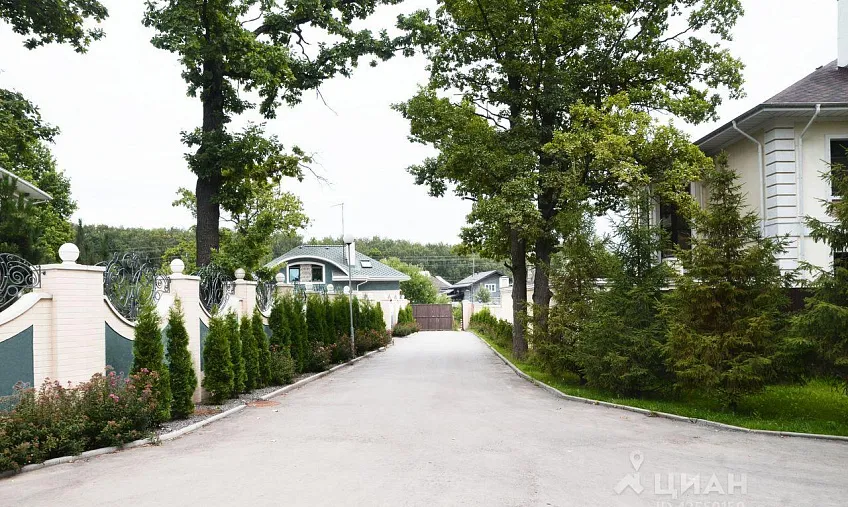 Дом, 508 кв.м на участке 17.3 сот