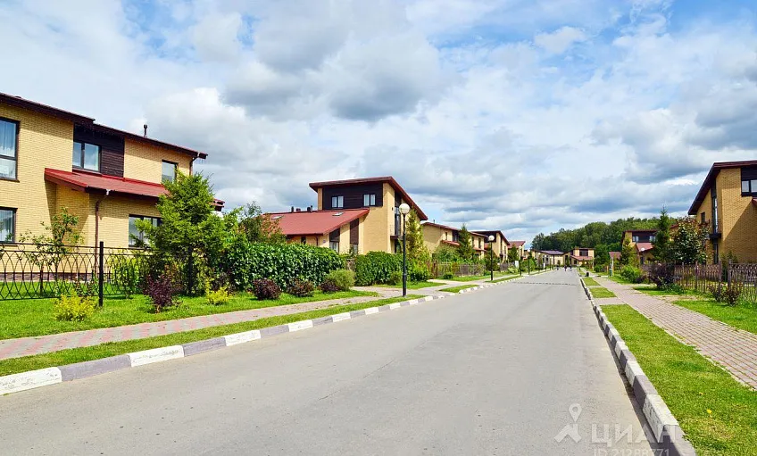 Дом, 78 кв.м на участке 2 сот