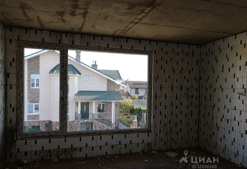 Дом, 280 кв.м на участке 10 сот