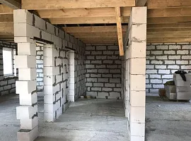 Дом, 240 кв.м на участке 6 сот