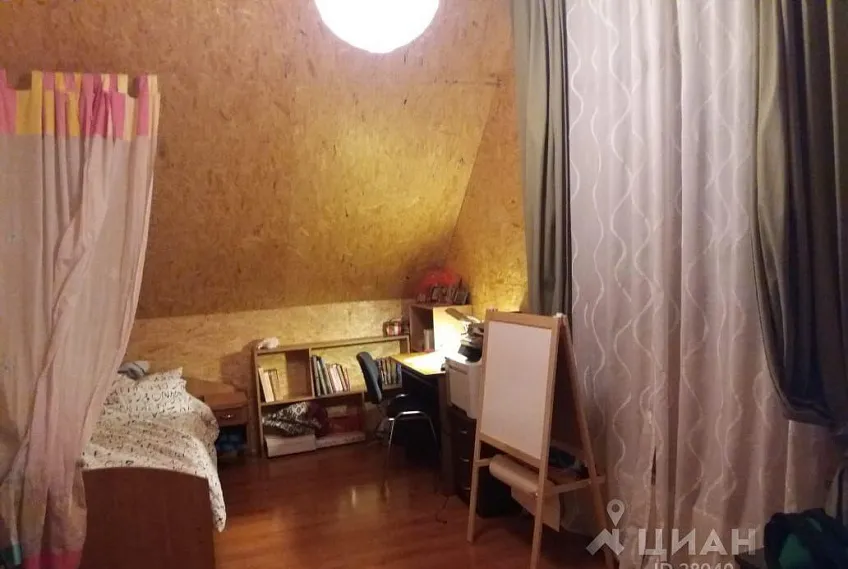 Дом, 105 кв.м на участке 6 сот