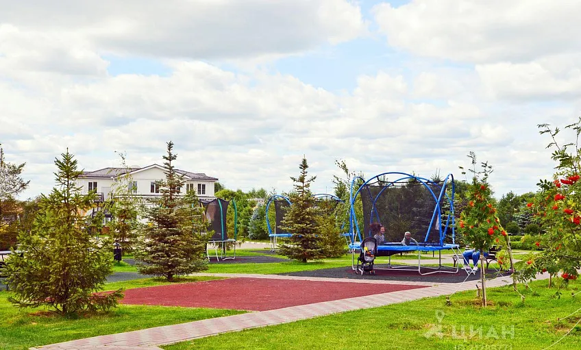 Дом, 78 кв.м на участке 2 сот