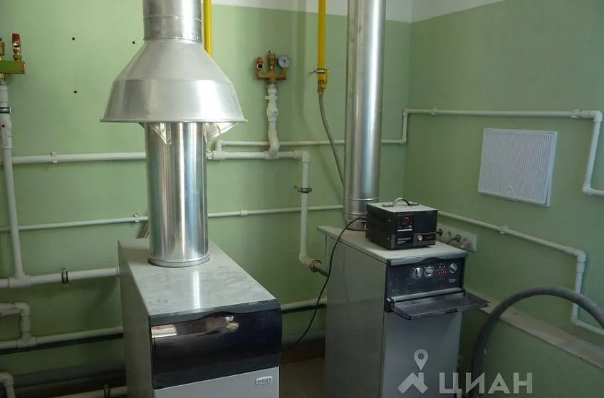 Дом, 560 кв.м на участке 12 сот