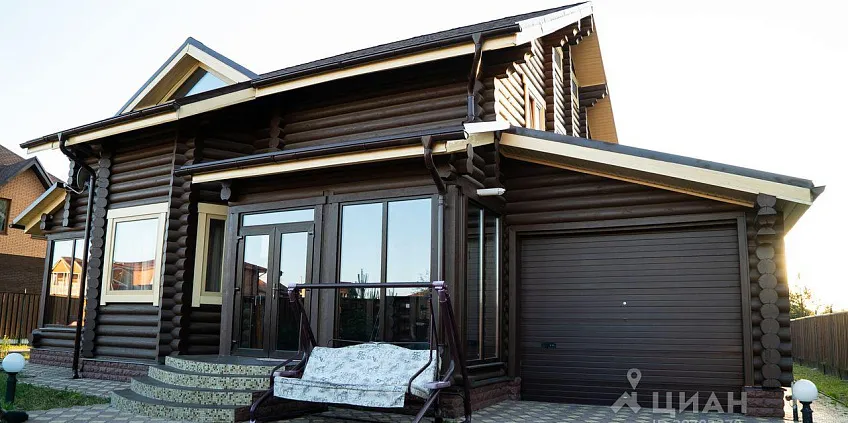 Дом, 237 кв.м на участке 10.7 сот