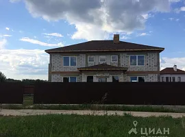 Дом, 300 кв.м на участке 7.5 сот