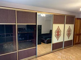 Дом, 216 кв.м на участке 6 сот