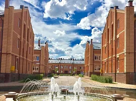 Дом, 139 кв.м на участке 1 сот