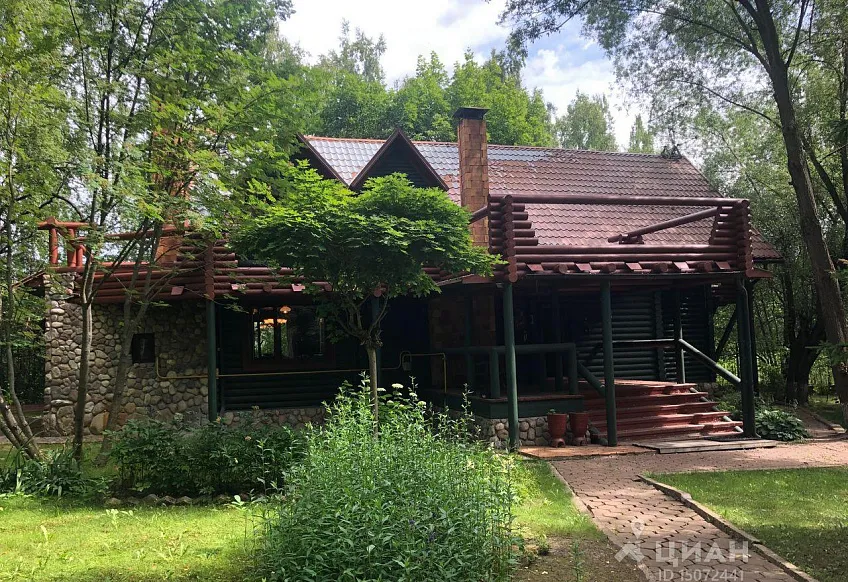 Дом, 264 кв.м на участке 20 сот