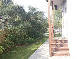 Дом, 105 кв.м на участке 6 сот