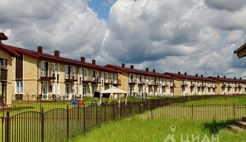 Дом, 78 кв.м на участке 2 сот