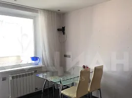 2-комн. квартира, 64.3/33/13