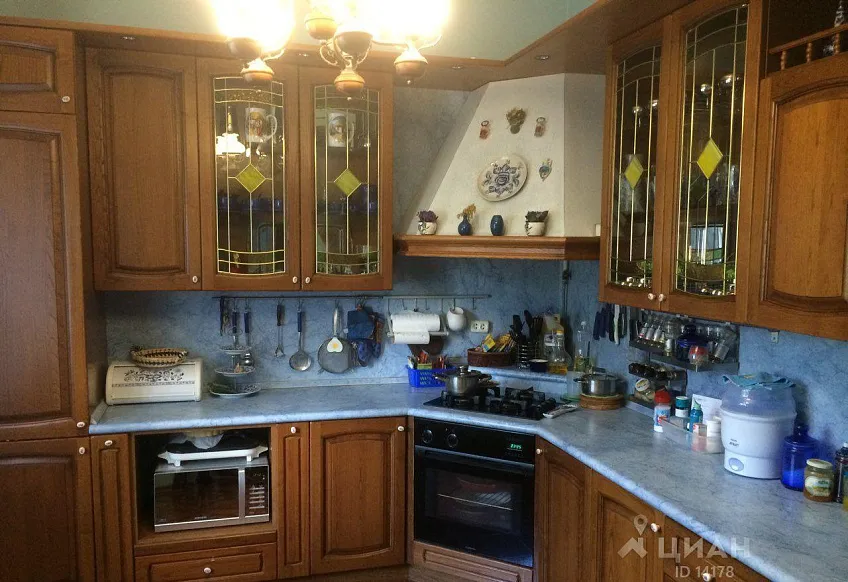 Дом, 485 кв.м на участке 10 сот