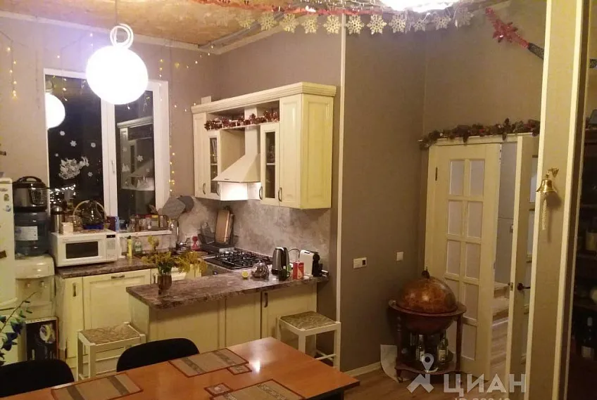 Дом, 105 кв.м на участке 6 сот