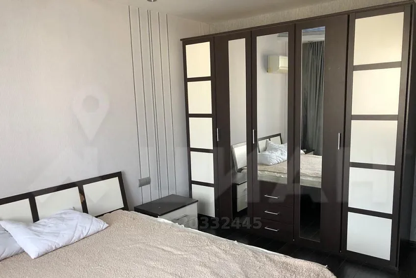 2-комн. квартира, 64.3/33/13