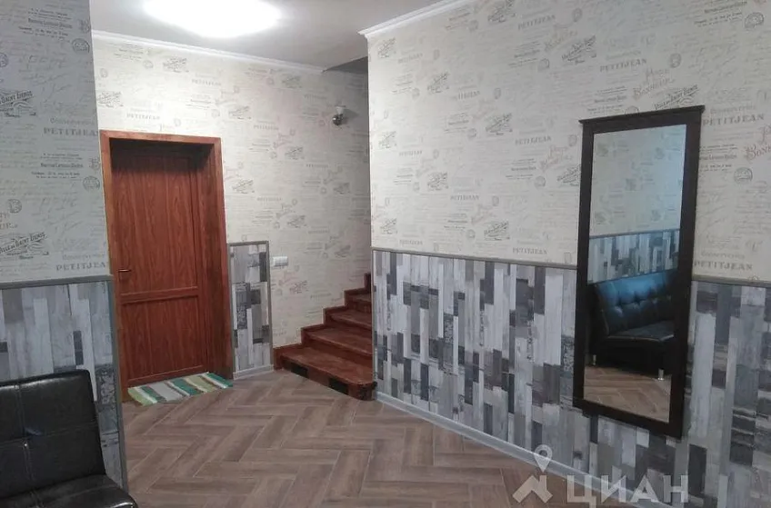 Дом, 560 кв.м на участке 12 сот