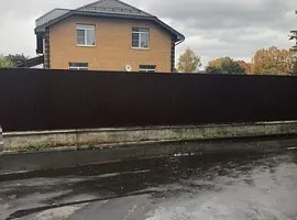 Дом, 335 кв.м на участке 7 сот