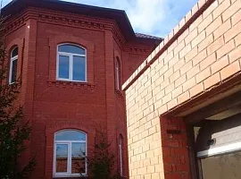 Дом, 280 кв.м на участке 9.8 сот