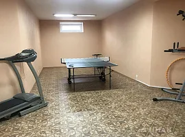 Дом, 320 кв.м на участке 13 сот