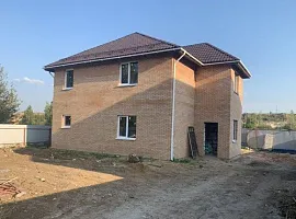 Дом, 240 кв.м на участке 6 сот