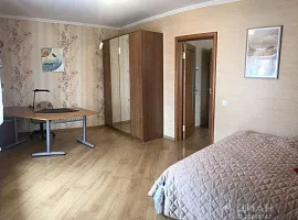 Дом, 320 кв.м на участке 13 сот