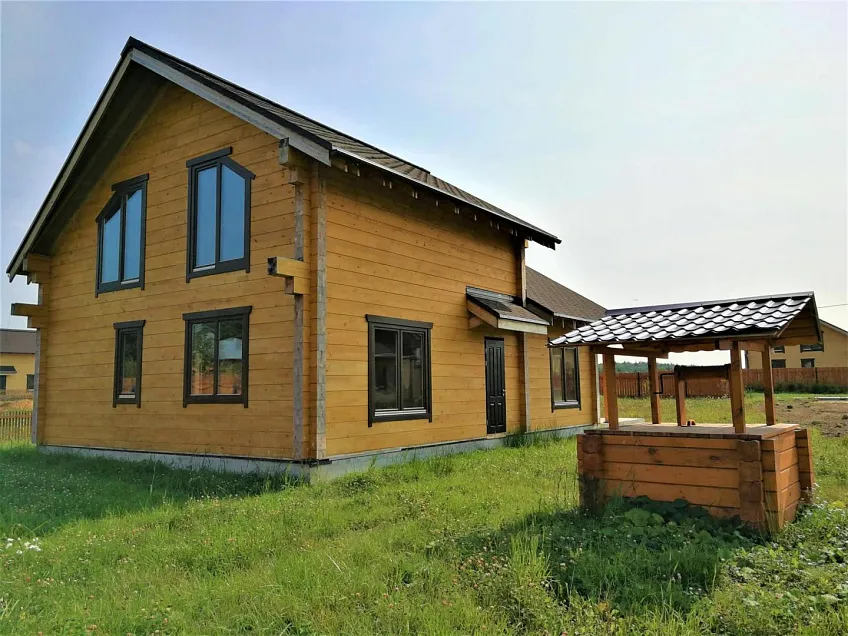 Дом, 160 кв.м на участке 8 сот