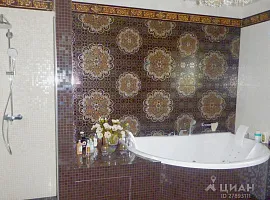 Дом, 330 кв.м на участке 8 сот