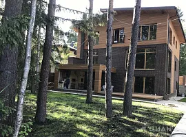 Дом, 450 кв.м на участке 30 сот