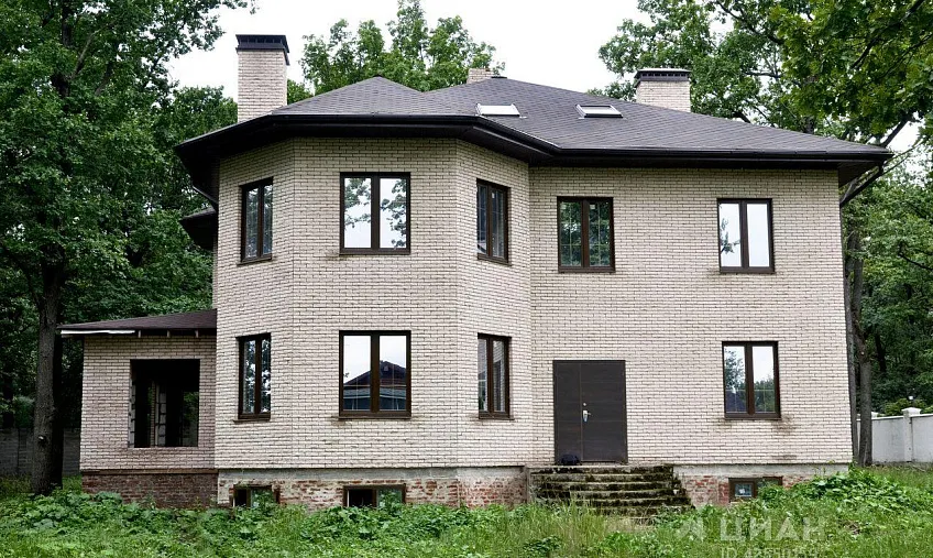 Дом, 508 кв.м на участке 17.3 сот