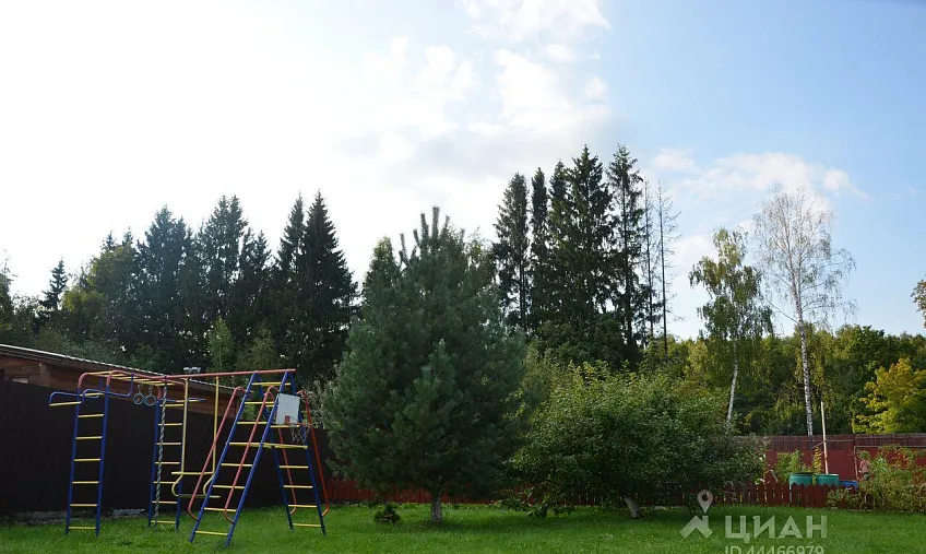 Дом, 100 кв.м на участке 18 сот