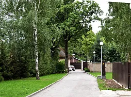 Дом, 508 кв.м на участке 17.3 сот