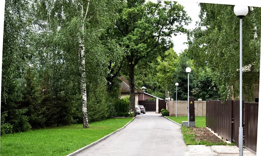 Дом, 508 кв.м на участке 17.3 сот