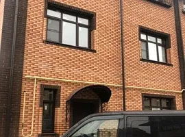 Дом, 230 кв.м на участке 2 сот