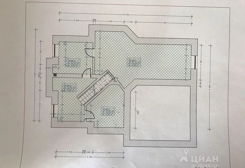 Дом, 320 кв.м на участке 13 сот