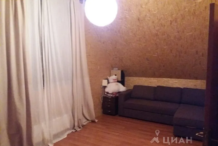 Дом, 105 кв.м на участке 6 сот