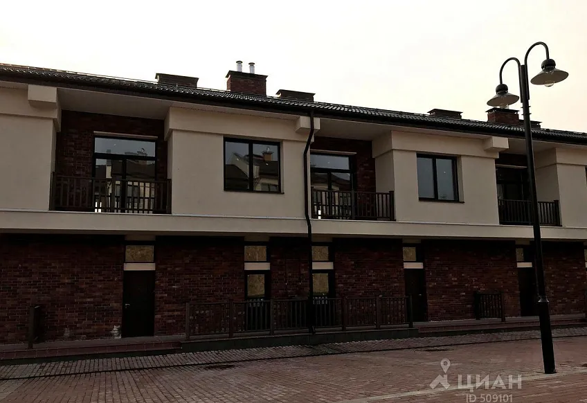 Дом, 196.2 кв.м на участке 2.36 сот