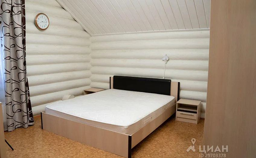 Дом, 237 кв.м на участке 10.7 сот